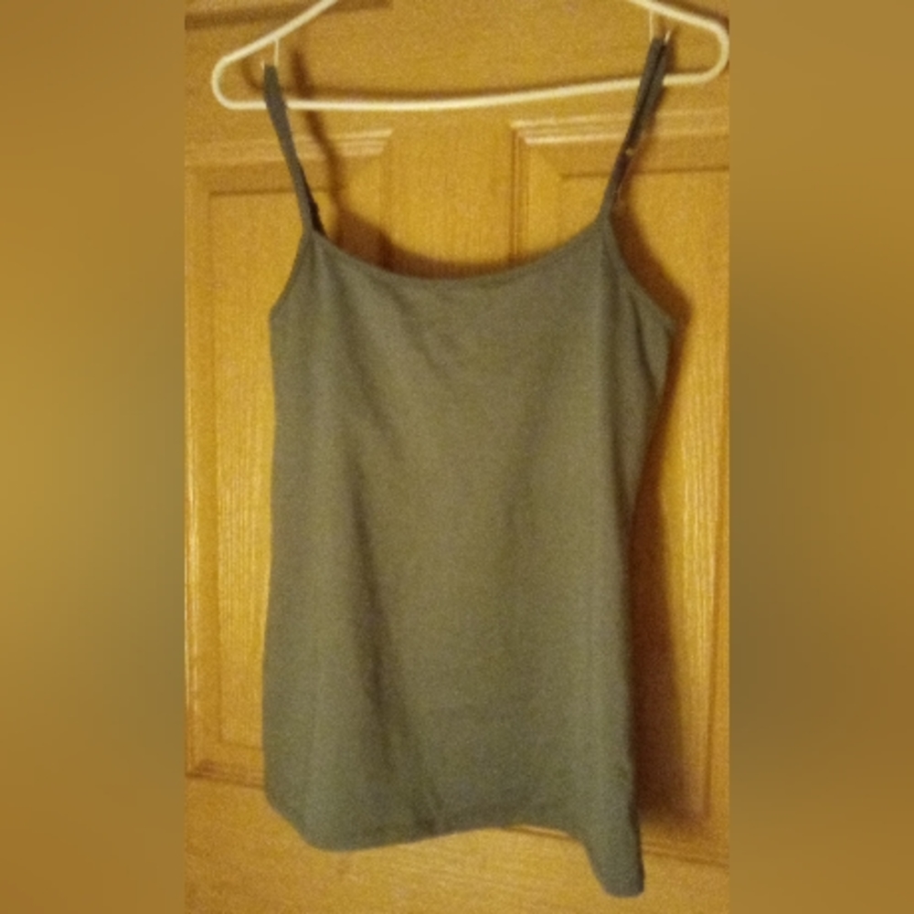 Women's speg strap shirt